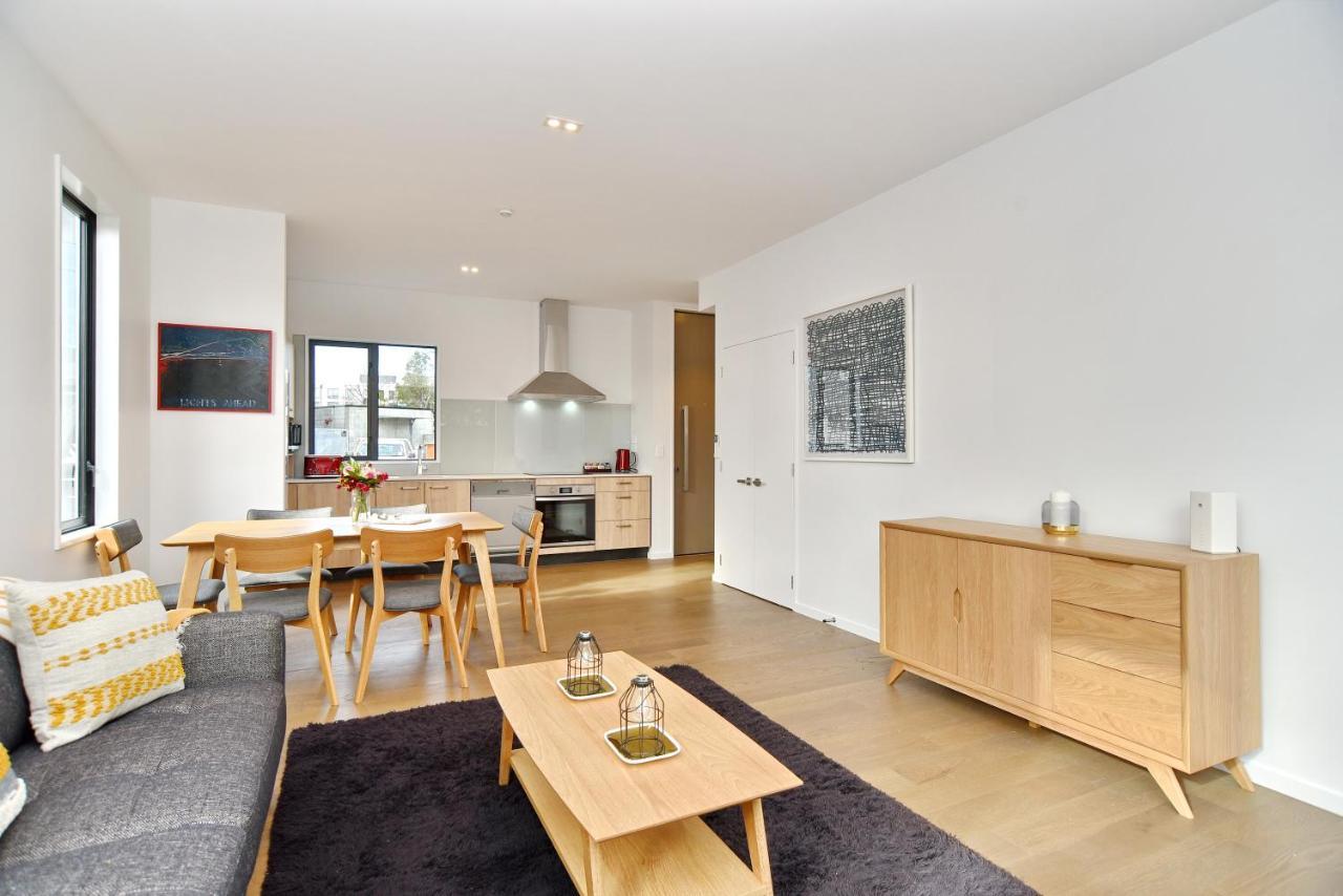 Salisbury Style - Modern City Apartment - Christchurch Holiday Homes 외부 사진
