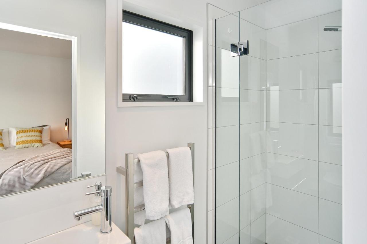 Salisbury Style - Modern City Apartment - Christchurch Holiday Homes 외부 사진